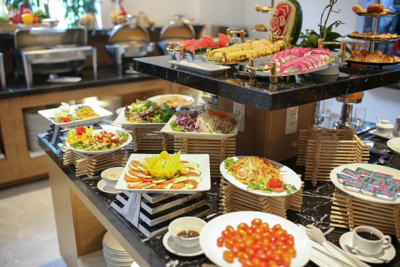 Clivia Hotel & Suite Da Nang Bagian luar foto