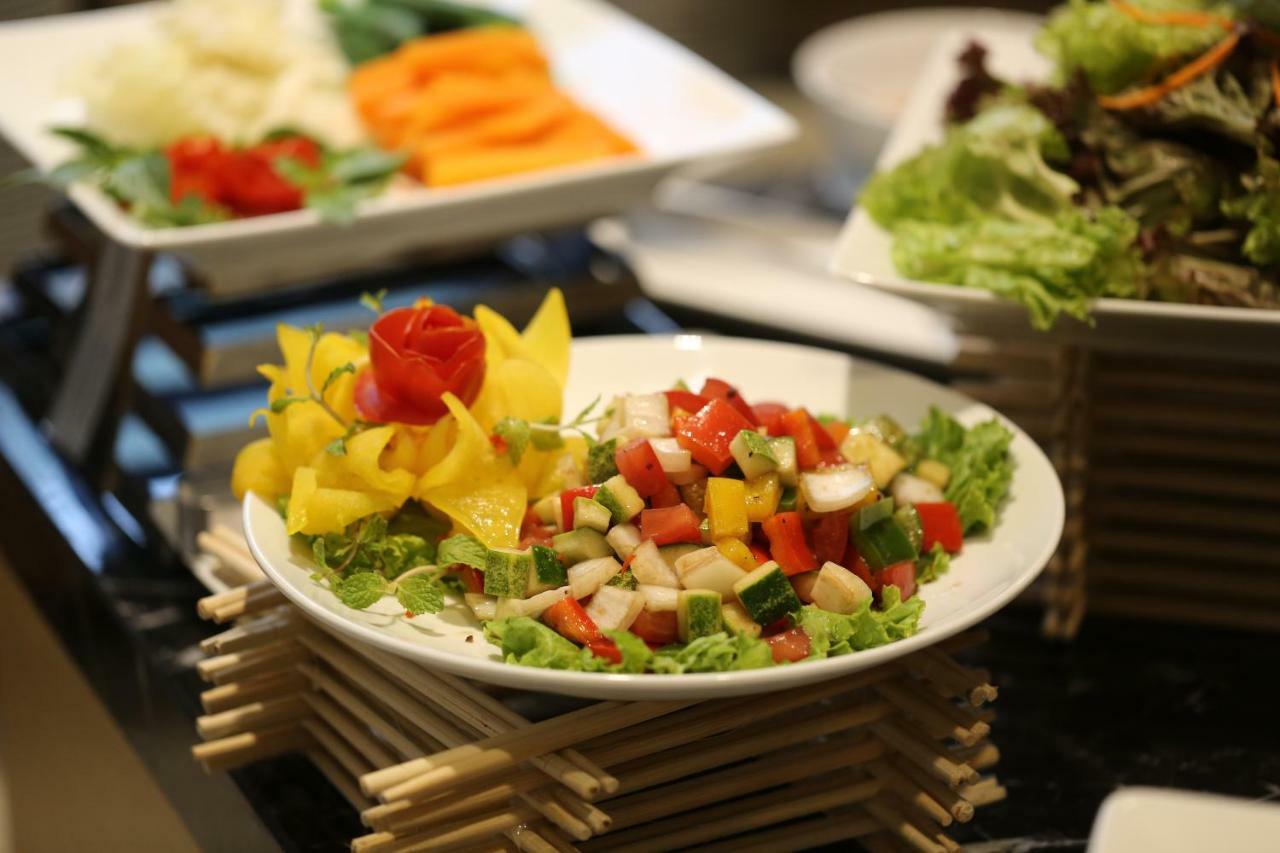 Clivia Hotel & Suite Da Nang Bagian luar foto