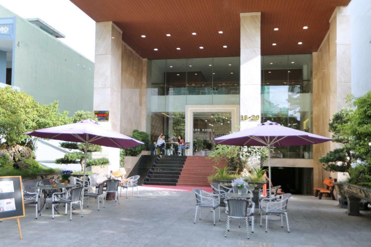 Clivia Hotel & Suite Da Nang Bagian luar foto