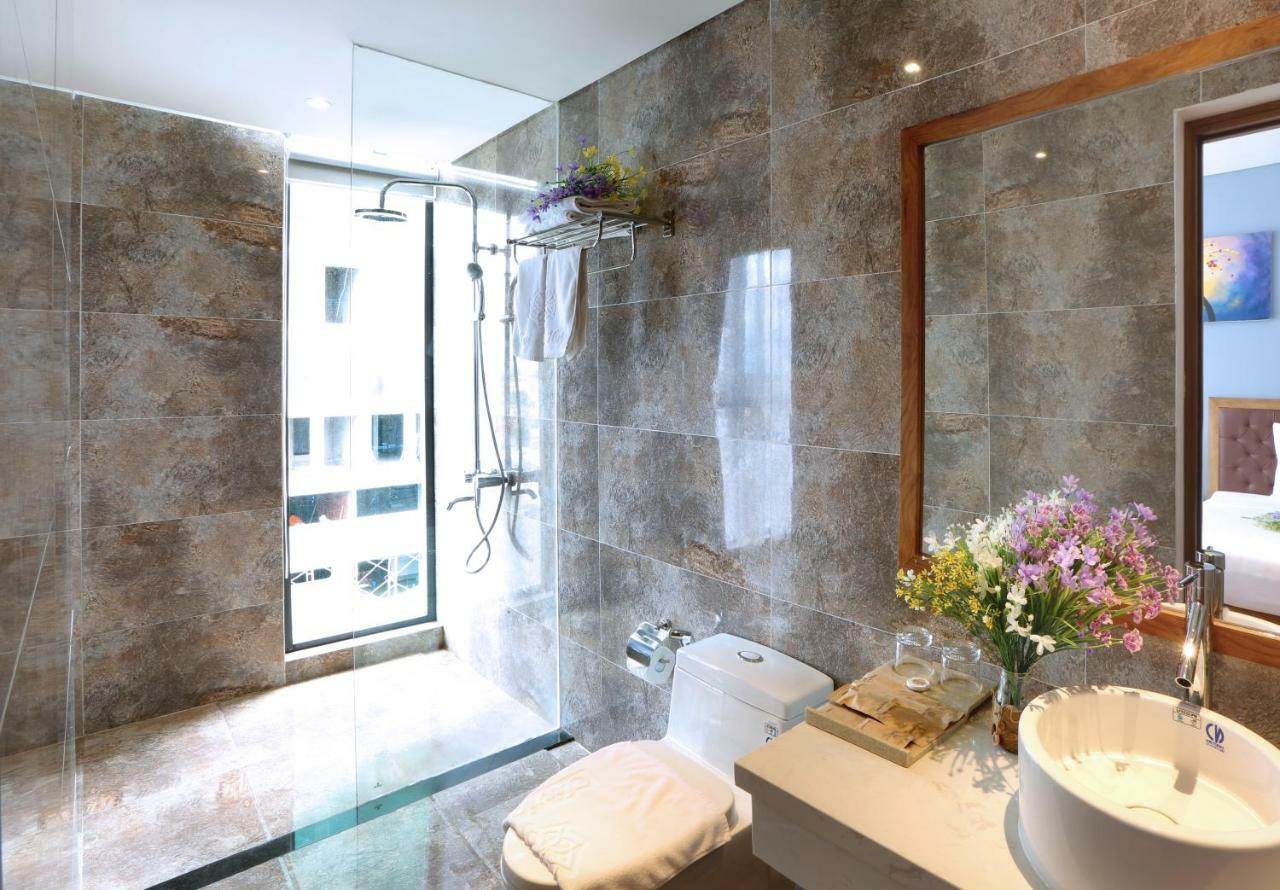 Clivia Hotel & Suite Da Nang Bagian luar foto